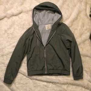 olive green nylon jacket with fabric lining